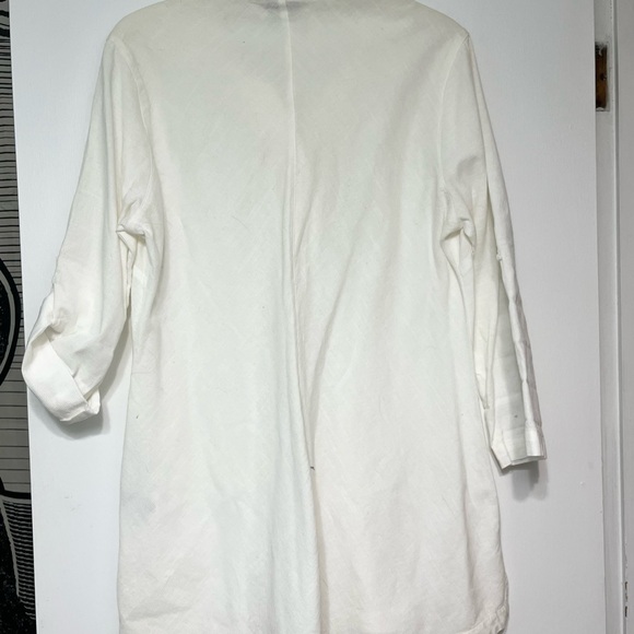 White Organic Cotton Button-Up Top - Picture 4 of 4
